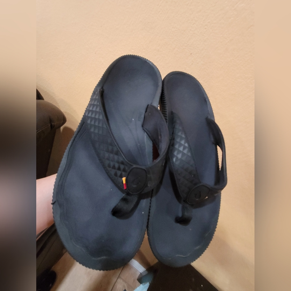 Olukai Sandals View 2